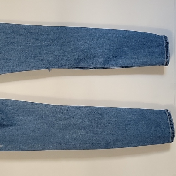 Abercrombie & Fitch Harper Low Rise Super Skinny Distressed Floral detail Size 0 - Picture 10 of 16